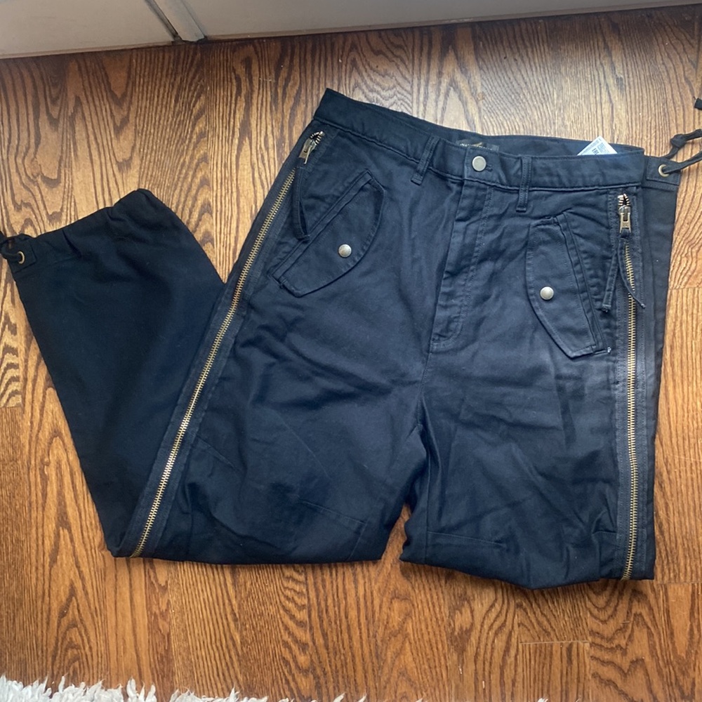 Banana Republic Aviator Pant in black Utilitarian 6 Petite 6P Zip Side NWT #5797 - Picture 5 of 10